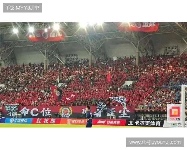 山城热血燃绿茵重庆足球崛起之路与城市精神的激情共鸣