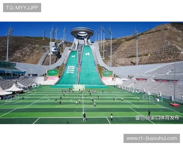 一万人足球场的实际面积是多少 如何根据容纳人数估算场地大小